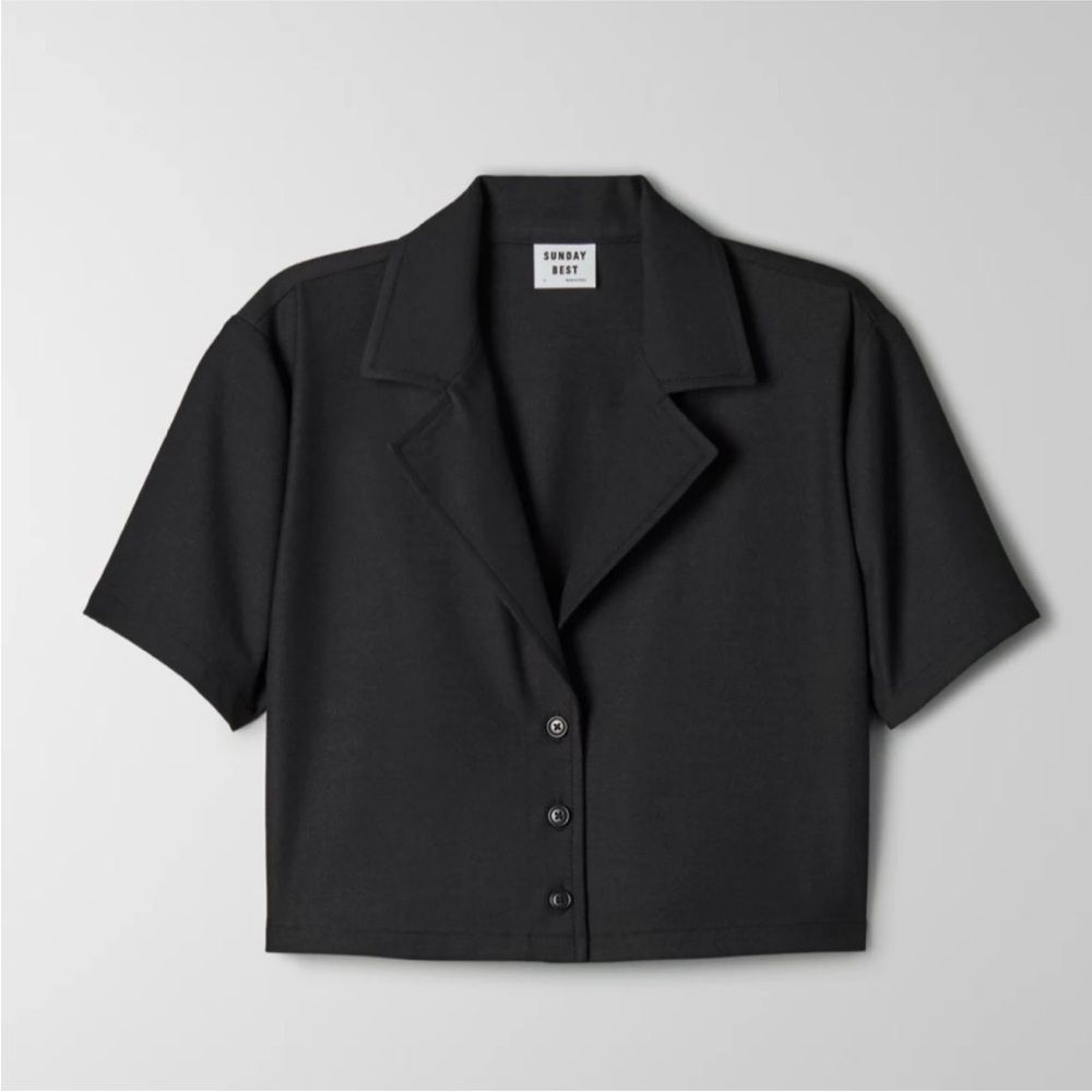 Aritzia Black Short-Sleeve Button Down Cropped Shirt